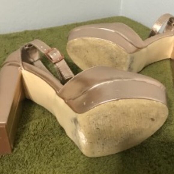 PINK PLATFORMS - Picture 4 of 5